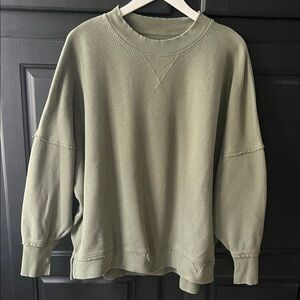 Aerie XL Oversized Pullover Knit Split Hem Olive Army Green
